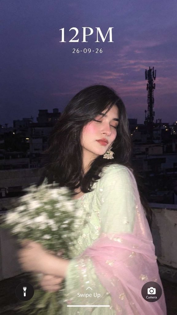 rooftop girl lockscreen photo editing prompt