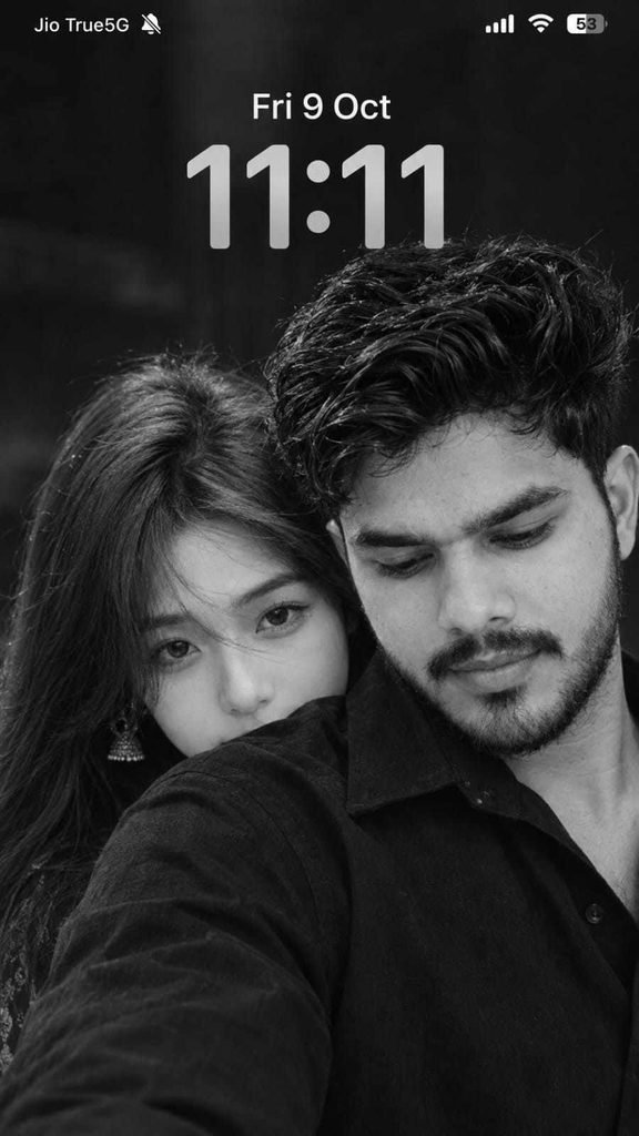 Black and White Couple iPhone Wallpaper Prompt